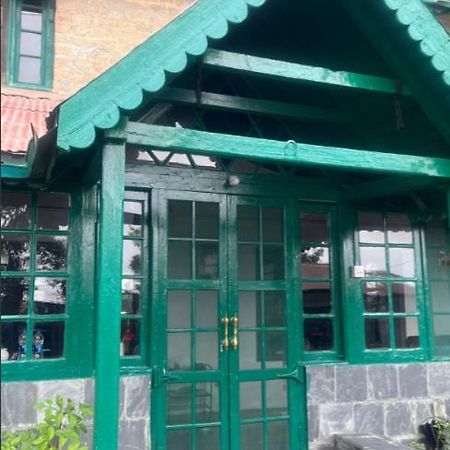 Iris Cottage Далхаузи Экстерьер фото
